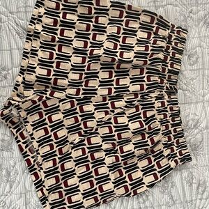 2 pairs of woman’s shorts